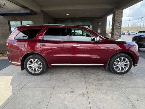 Used 2017 Dodge Durango Citadel w/ Premium Entertainment Group image 5