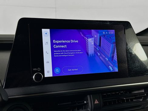 Used 2024 Toyota Prius LE image 22