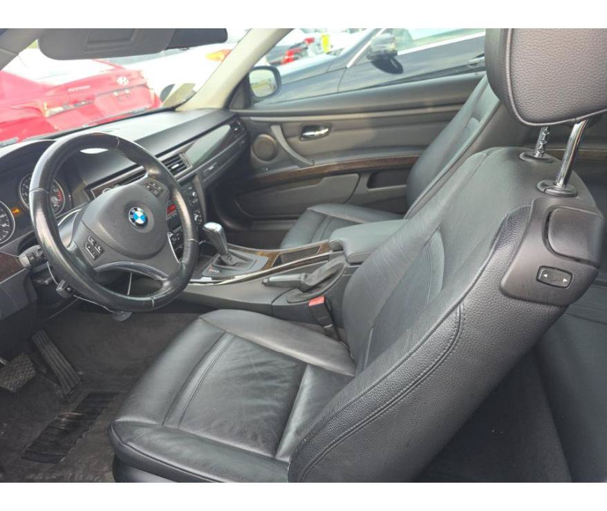 Used 2011 BMW 335i xDrive Coupe AWD/4WD image 9