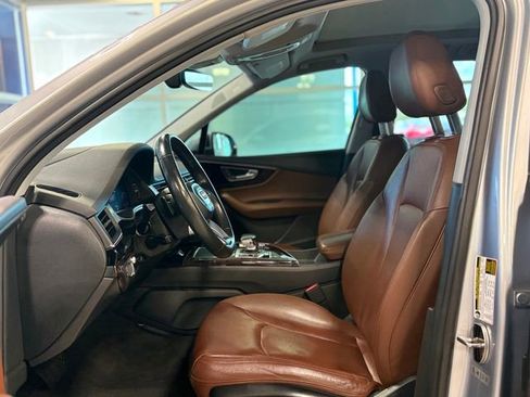 Used 2018 Audi Q7 3.0T Prestige w/ Prestige Package AWD/4WD image 12