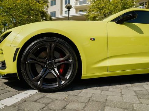 Used 2019 Chevrolet Camaro SS image 12