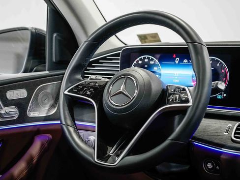 Certified 2026 Mercedes-Benz GLS 450 4MATIC image 15