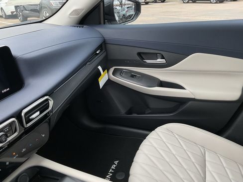 New 2026 Nissan Sentra SL w/ Floor Mat Package image 37