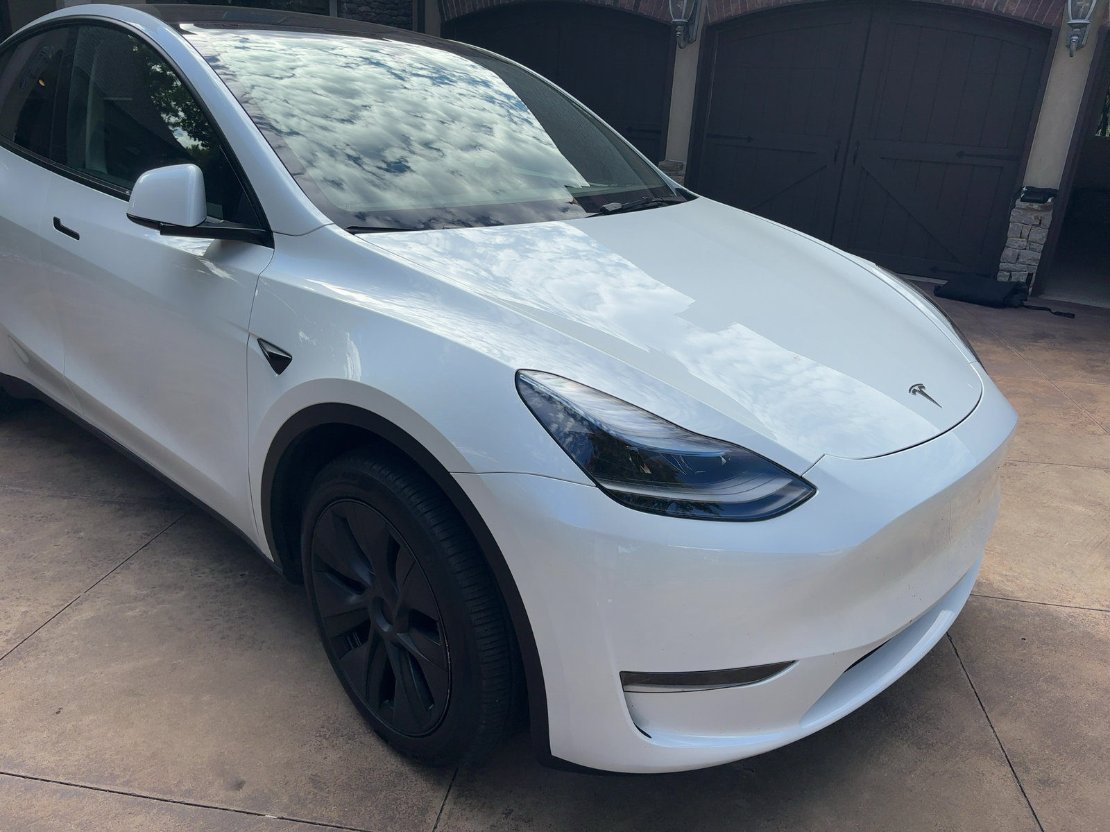 Used 2025 Tesla Model Y Long Range RWD image 5