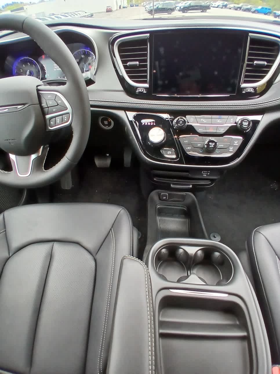 New 2027 Chrysler Pacifica Select FWD image 19