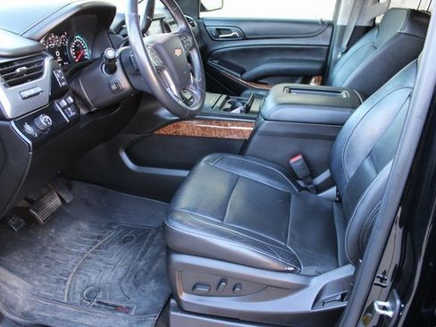 Used 2018 Chevrolet Tahoe Premier image 17