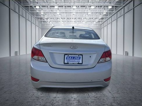 Used 2013 Hyundai Accent GLS FWD image 4