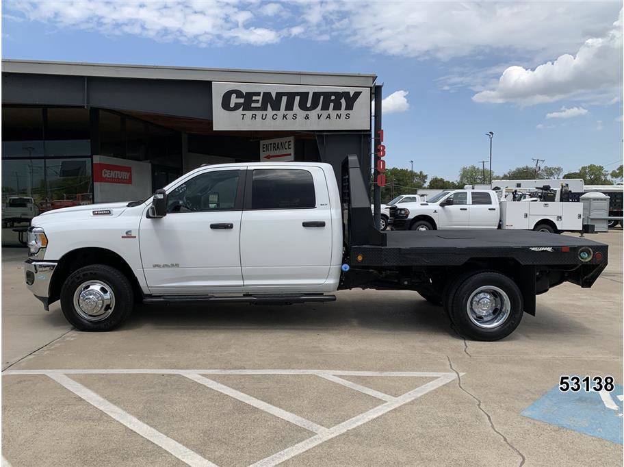 Used 2024 RAM 3500 SLT w/ Quick Order Package 2YG SLT AWD/4WD image 4