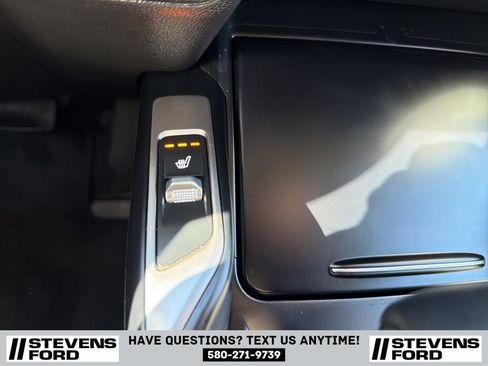 Used 2021 Kia Sorento S image 24