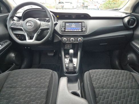 Used 2022 Nissan Kicks S FWD image 15