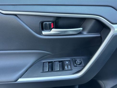 Certified 2025 Toyota RAV4 XLE w/ Convenience Package image 11