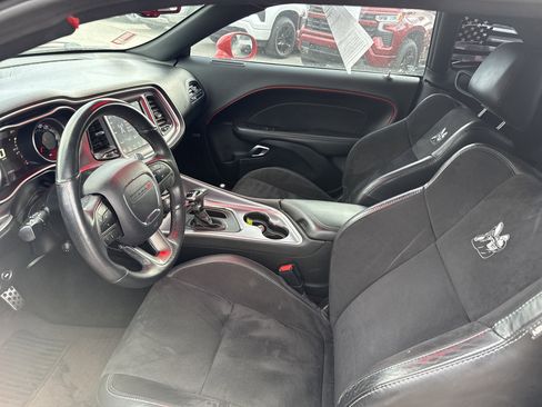 Used 2019 Dodge Challenger R/T Scat Pack w/ Plus Package image 12