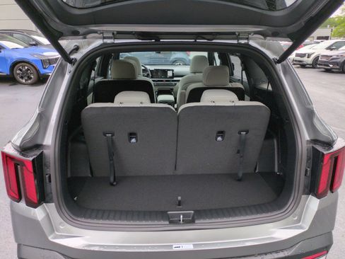 New 2026 Kia Sorento SX Prestige AWD/4WD image 40