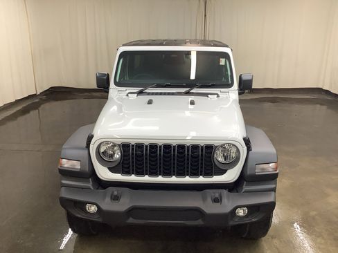 New 2026 Jeep Wrangler Unlimited Sport w/ Convenience Group AWD/4WD image 3