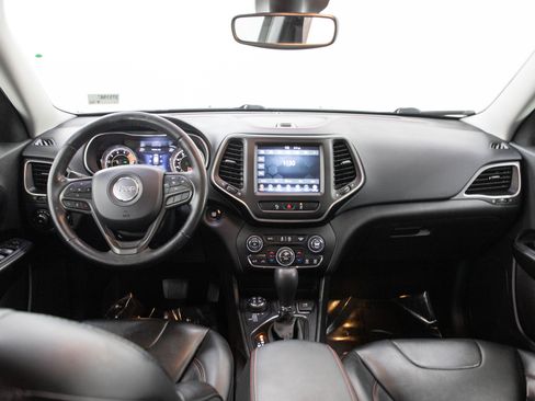 Used 2021 Jeep Cherokee Trailhawk AWD/4WD image 15
