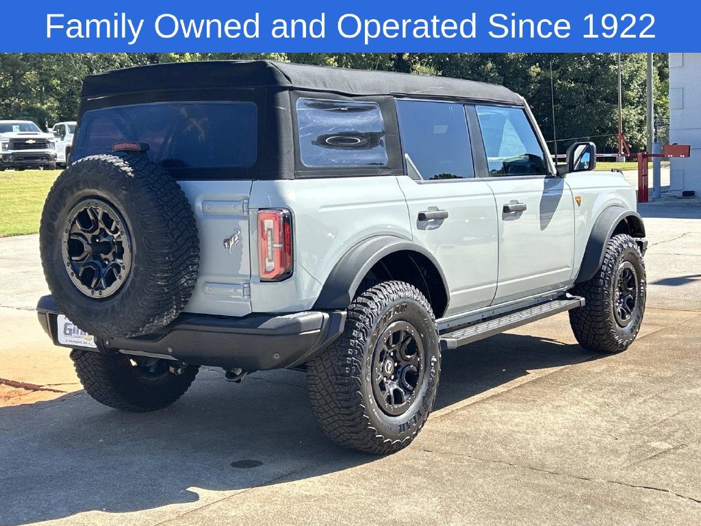 Used 2023 Ford Bronco Badlands w/ Sasquatch Package AWD/4WD image 4
