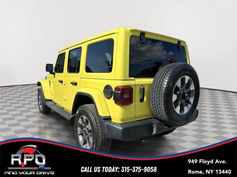 Used 2023 Jeep Wrangler Unlimited Sahara w/ LED Lighting Group AWD/4WD image 3