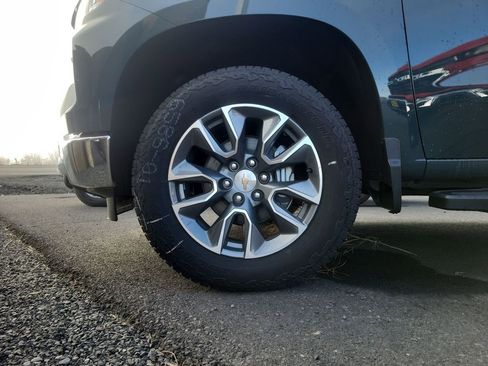 New 2025 Chevrolet Silverado 1500 LT image 29