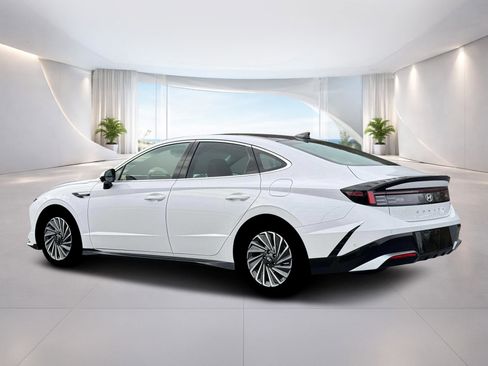 New 2026 Hyundai Sonata Limited FWD image 4