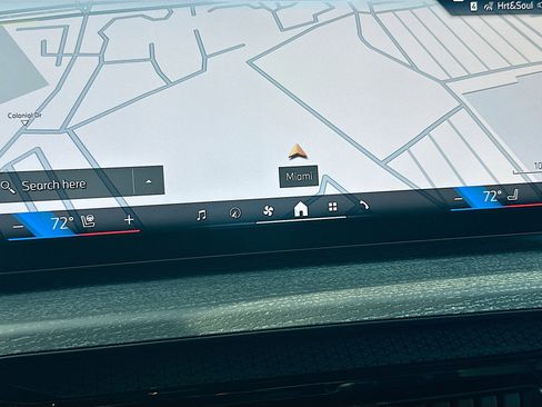 New 2025 BMW 330i Sedan w/ Premium Package image 13