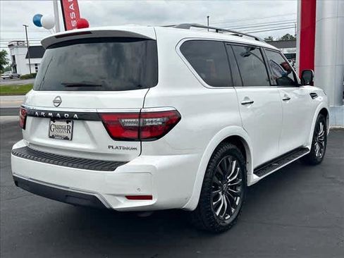 Used 2023 Nissan Armada Platinum w/ Captain's Chairs Package AWD/4WD image 3