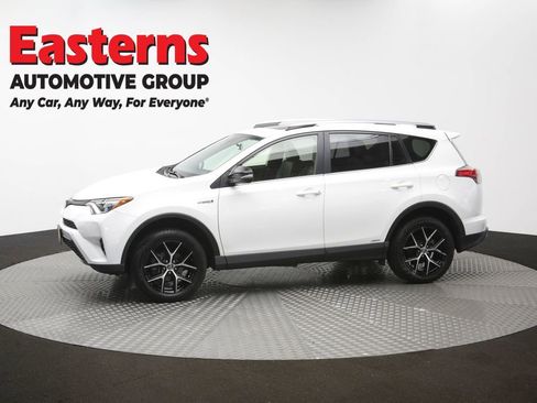 Used 2018 Toyota RAV4 SE AWD/4WD image 60