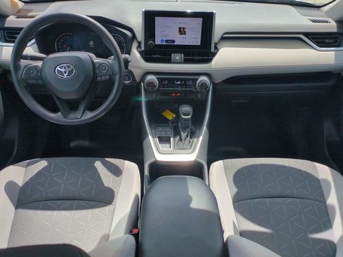 Used 2023 Toyota RAV4 XLE image 17