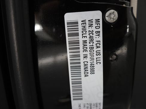 Used 2024 Chrysler Pacifica Touring-L FWD image 65