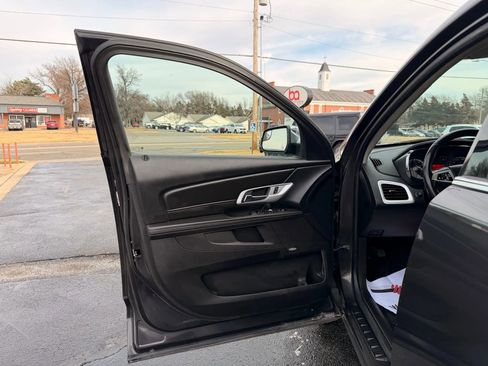 Used 2013 GMC Terrain SLT w/ Chrome and Technology Package image 10