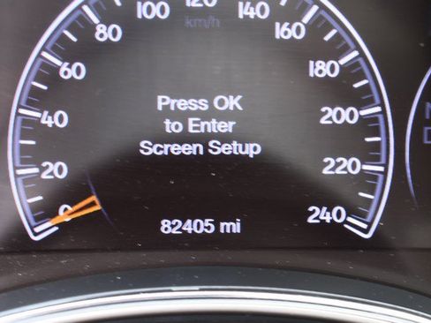 Used 2017 Jeep Grand Cherokee Overland w/ Jeep Active Safety Group AWD/4WD image 33