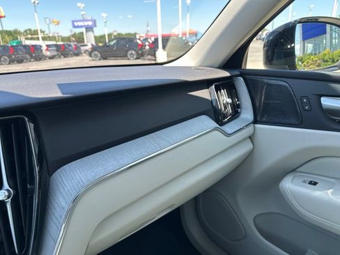 Certified 2024 Volvo XC60 B5 Plus w/ Protection Package Premier AWD/4WD image 34