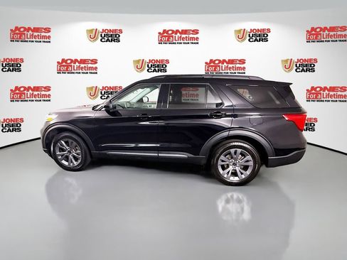 Used 2022 Ford Explorer XLT w/ Equipment Group 202A AWD/4WD image 14