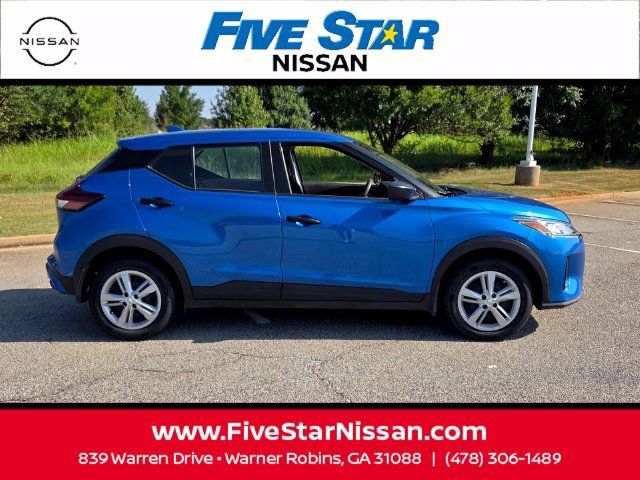 Used 2024 Nissan Kicks S FWD image 14