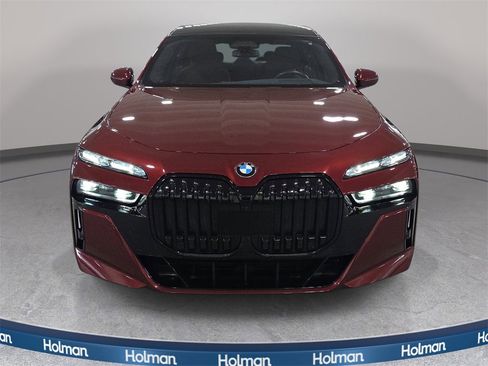 Certified 2023 BMW 760i xDrive w/ Executive Package image 3