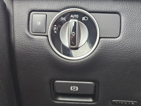 Certified 2017 Mercedes-Benz GLS 450 4MATIC image 18