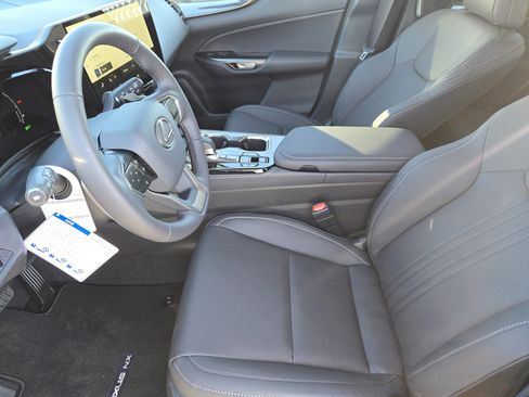 New 2026 Lexus NX 350h AWD w/ Premium Package image 9