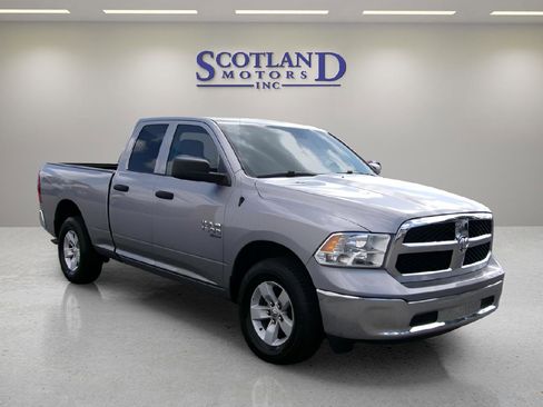 Used 2024 RAM 1500 Classic SLT image 4