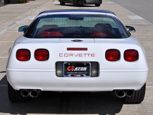 Used 1996 Chevrolet Corvette Coupe RWD image 14