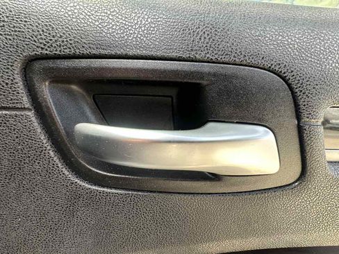 Used 2018 Chrysler 300 S RWD image 37