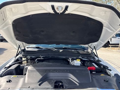 Used 2022 RAM 2500 Tradesman w/ Chrome Appearance Group image 27