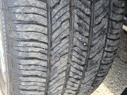 Used 2023 INFINITI QX60 Luxe image 16