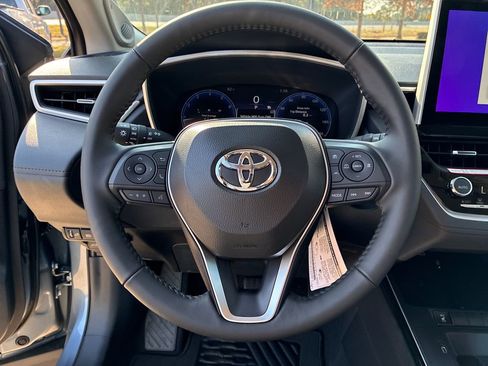 New 2026 Toyota Corolla Cross XLE image 21