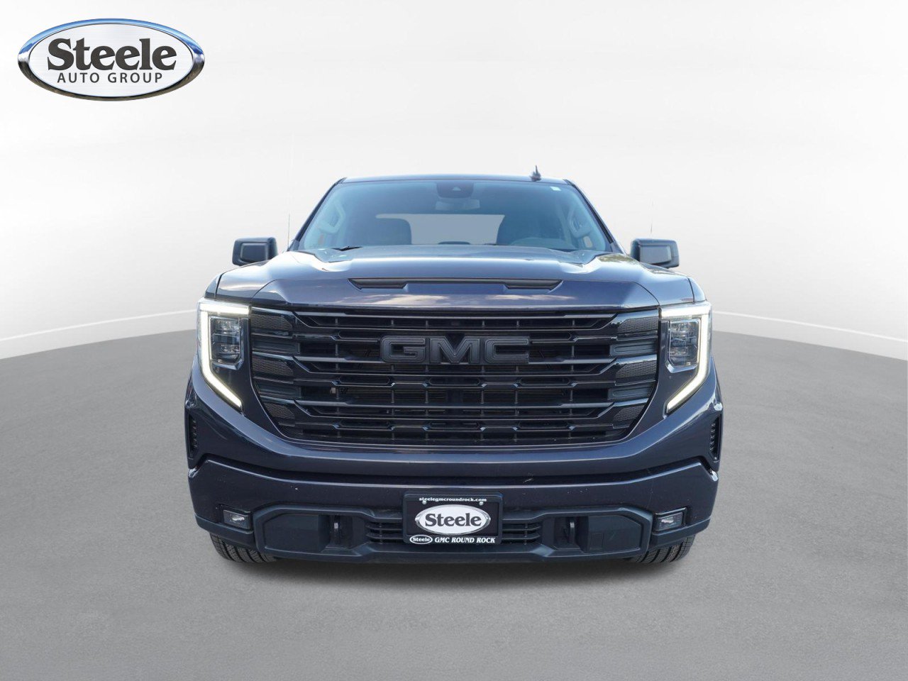 Used 2024 GMC Sierra 1500 Elevation AWD/4WD image 2
