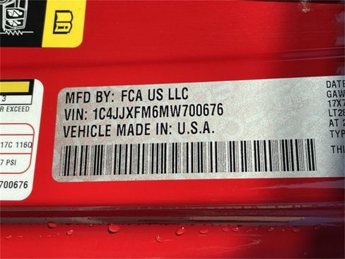 Used 2021 Jeep Wrangler Unlimited Rubicon w/ Dual Top Group image 38