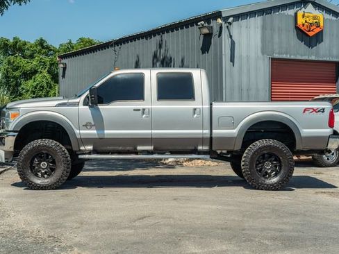 Used 2013 Ford F250 Lariat w/ Lariat Ultimate Pkg AWD/4WD image 3