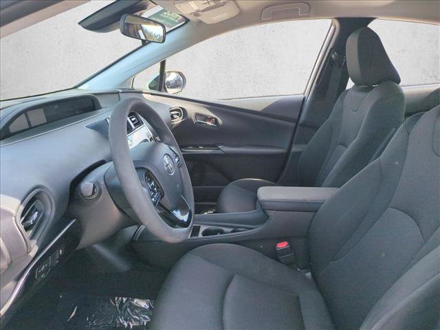 Used 2022 Toyota Prius L Eco FWD image 15