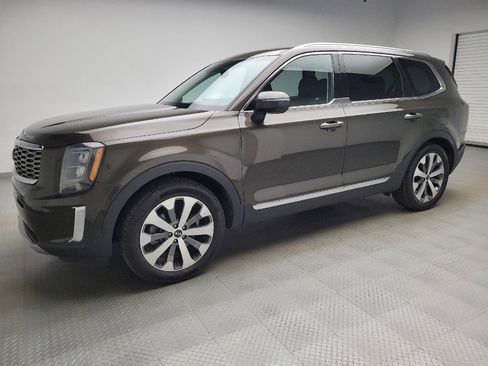 Used 2021 Kia Telluride EX w/ EX Premium Package AWD/4WD image 2