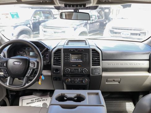 Used 2018 Ford F350 XL w/ Power Equipment Group image 26