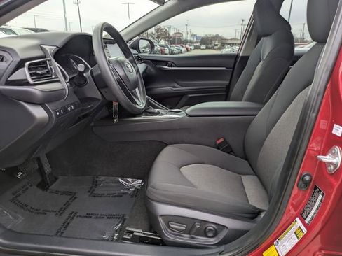 Certified 2023 Toyota Camry LE image 25