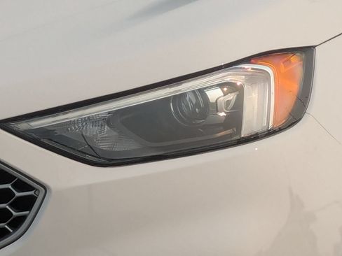 Used 2023 Ford Edge SEL AWD/4WD image 9
